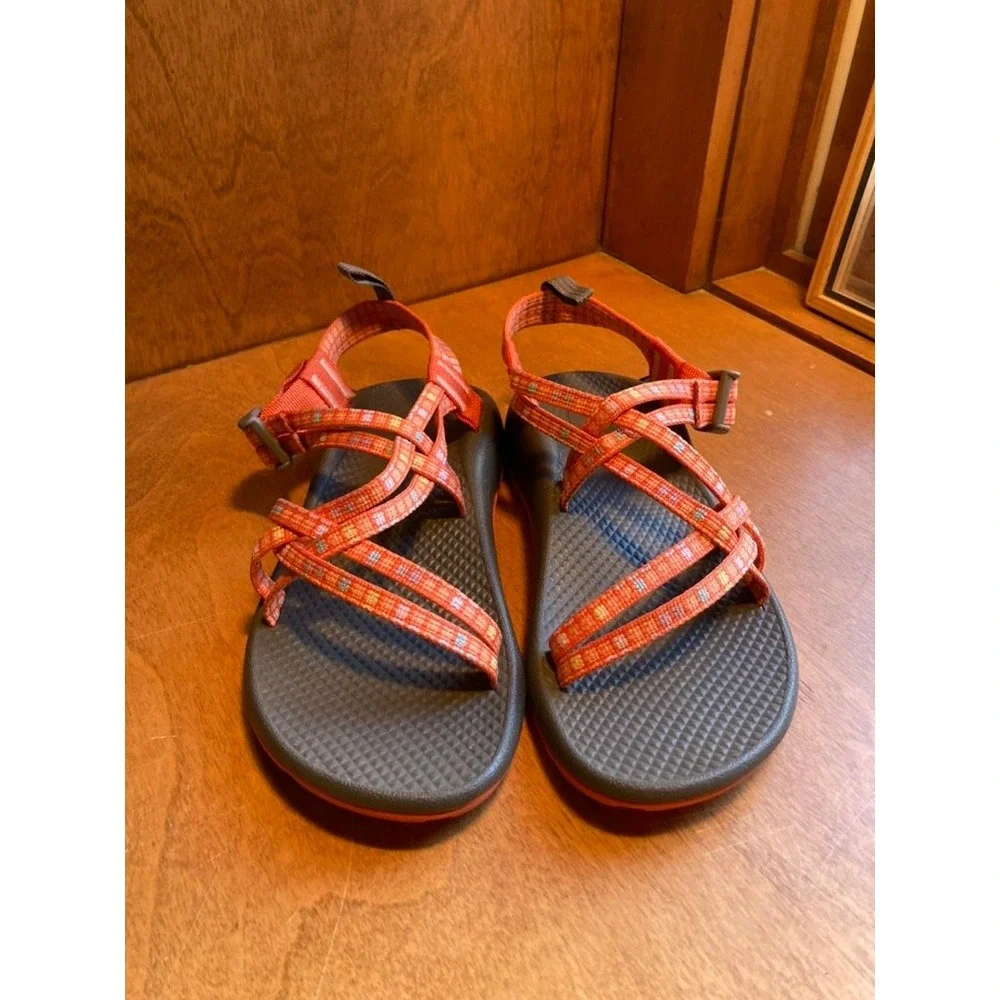 Chaco Kids Z1 Ecotread Sandals Orange Blue Pixel Straps Size 5 JCH180299